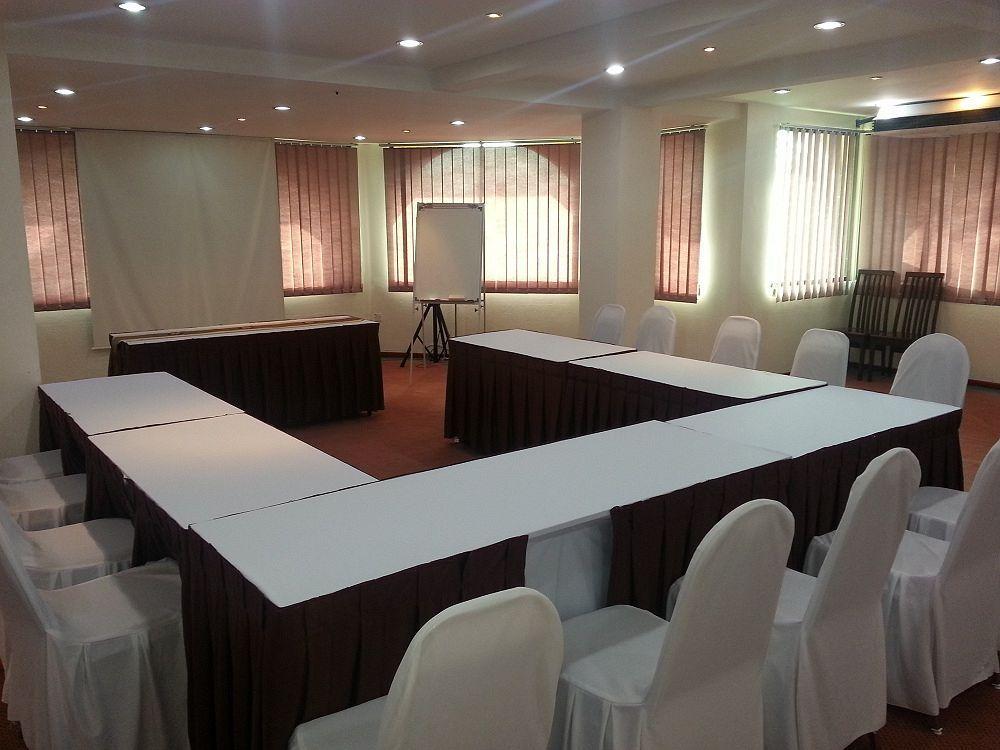 Oyo 1149 Feringghi Hotel Batu Ferringhi Zewnętrze zdjęcie