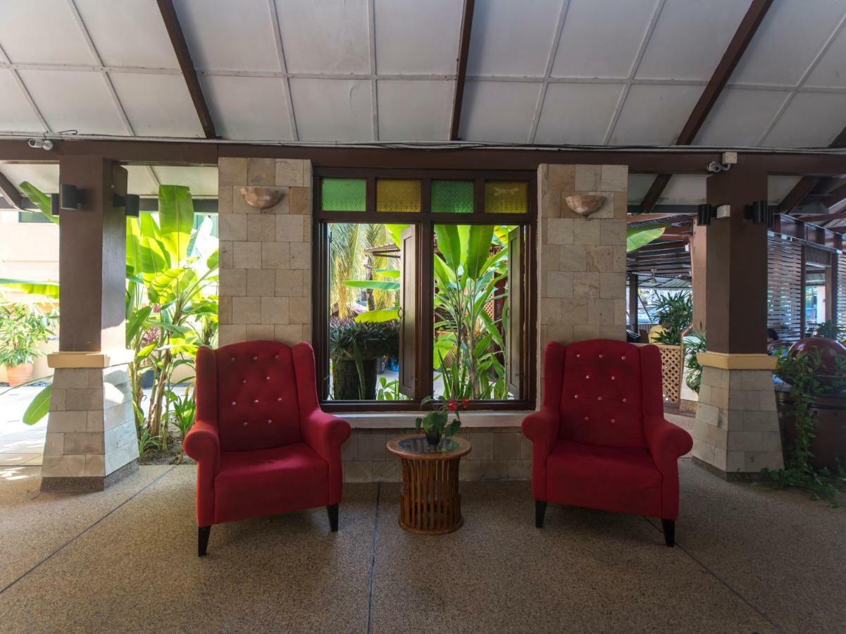 Oyo 1149 Feringghi Hotel Batu Ferringhi Zewnętrze zdjęcie